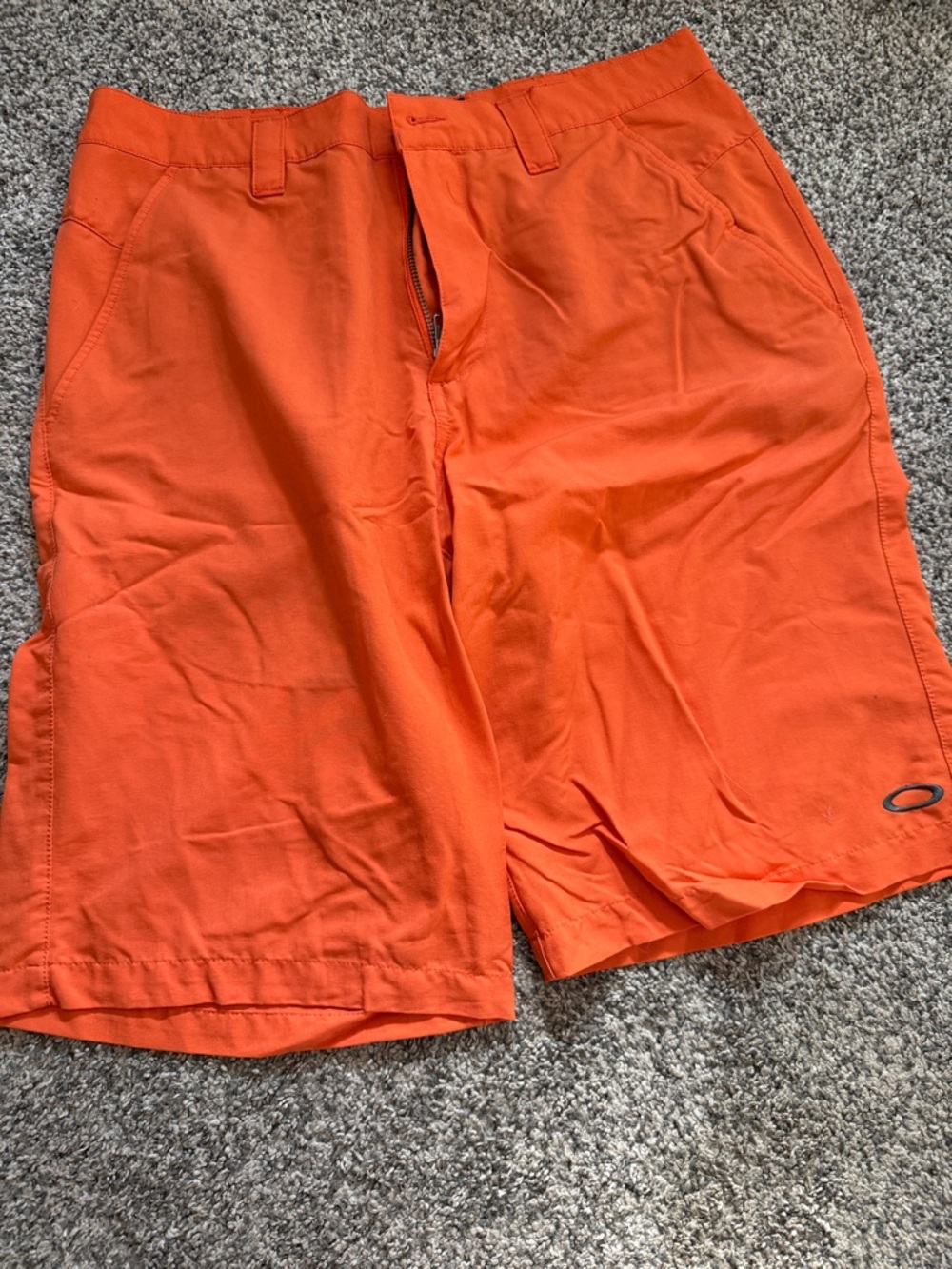 Oakley Orange Performance Golf Shorts 32W